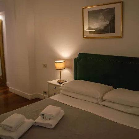 Charme & Chic San Giacomo * Rom