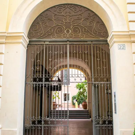 Charme&chic San Giacomo *