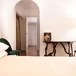 Charme & Chic San Giacomo * Rom